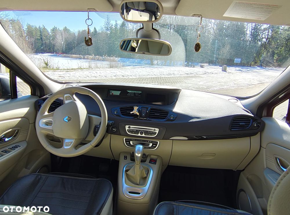 Renault Scenic 2.0 16V Privilege X-Tronic CVT - 15