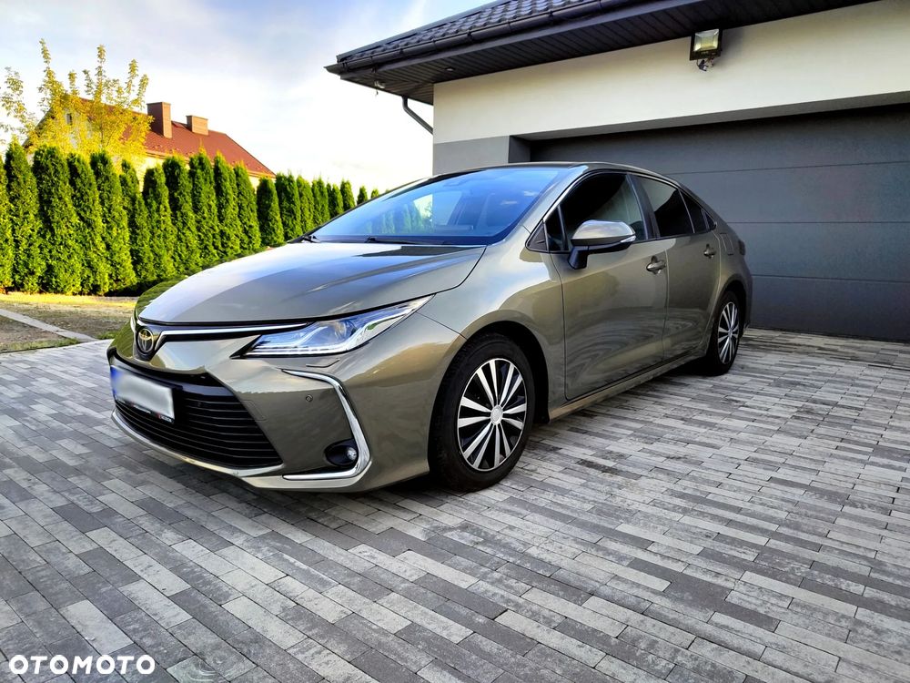 Toyota Corolla - 4