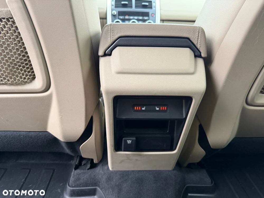 Land Rover Discovery Sport - 19