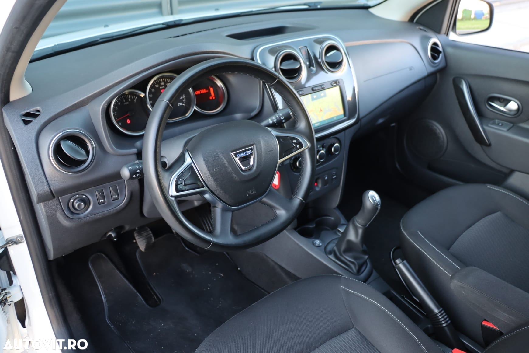 Dacia Logan MCV 0.9 TCe SL Prestige PLUS - 11