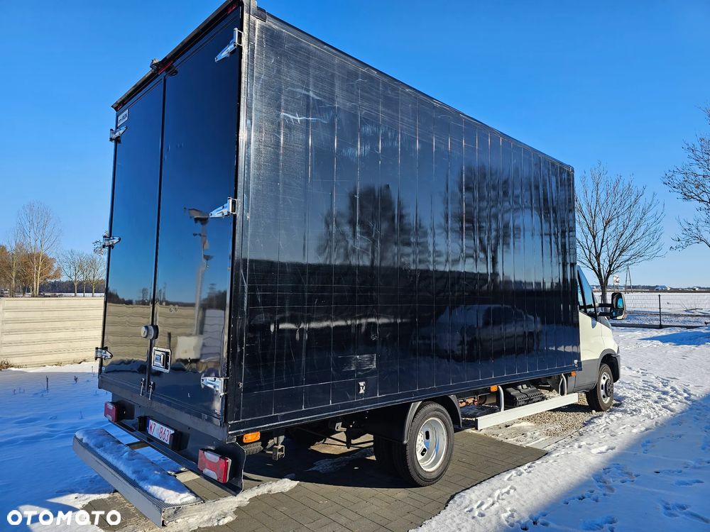 Iveco DAILY 40 C35 - 5