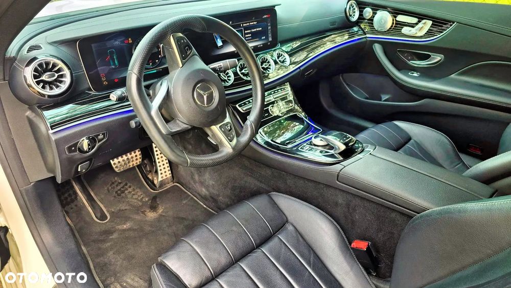 Mercedes-Benz Klasa E 450 4-Matic 9G-TRONIC - 11