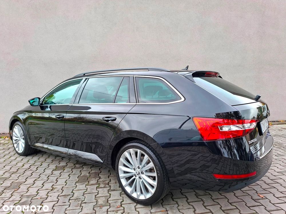 Skoda Superb 2.0 TDI DSG Premium Edition - 4