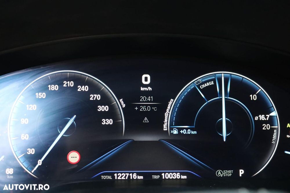 BMW Seria 5 540i xDrive Aut. Luxury Line - 29