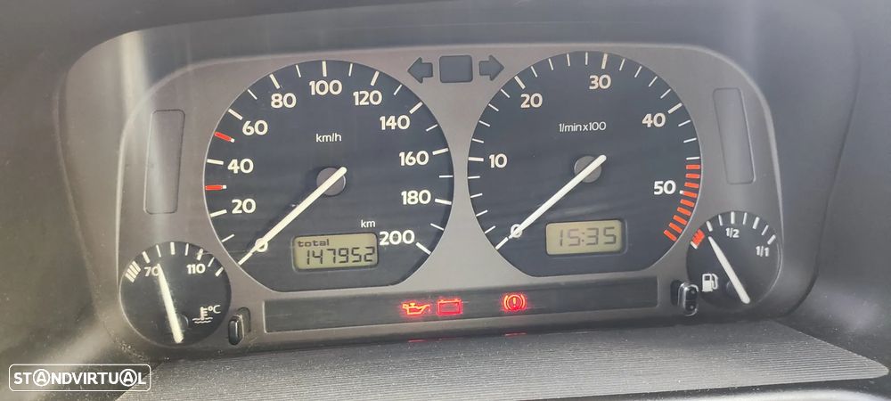 VW Golf 1.9 D CL - 6