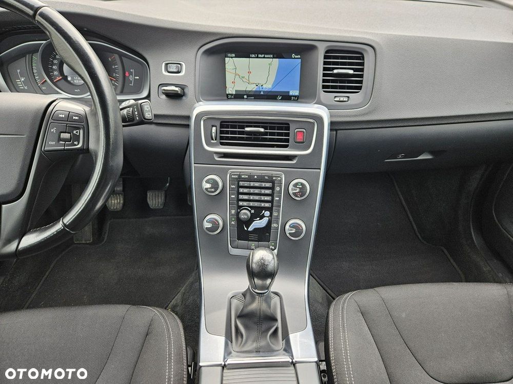 Volvo V60 D2 Kinetic - 31