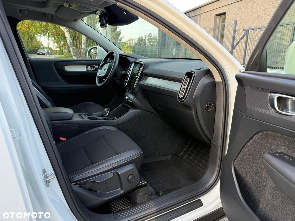 Volvo XC 40 T4 Momentum - 8