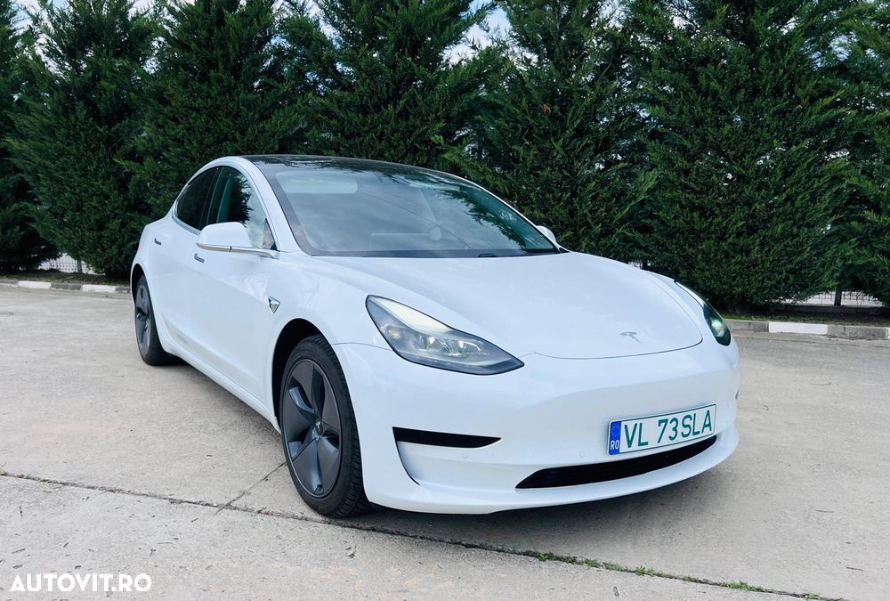 Tesla Model 3 Standard Reichweite Plus Hinterradantrieb - 1