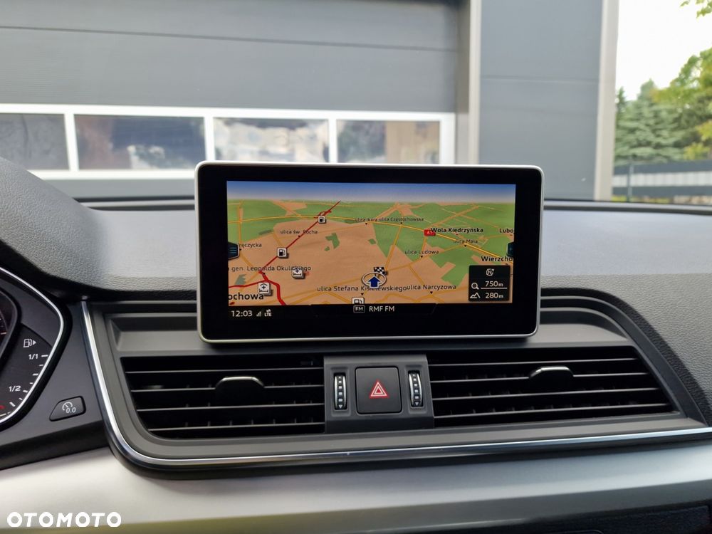 Audi Q5 35 TDI S tronic design - 30