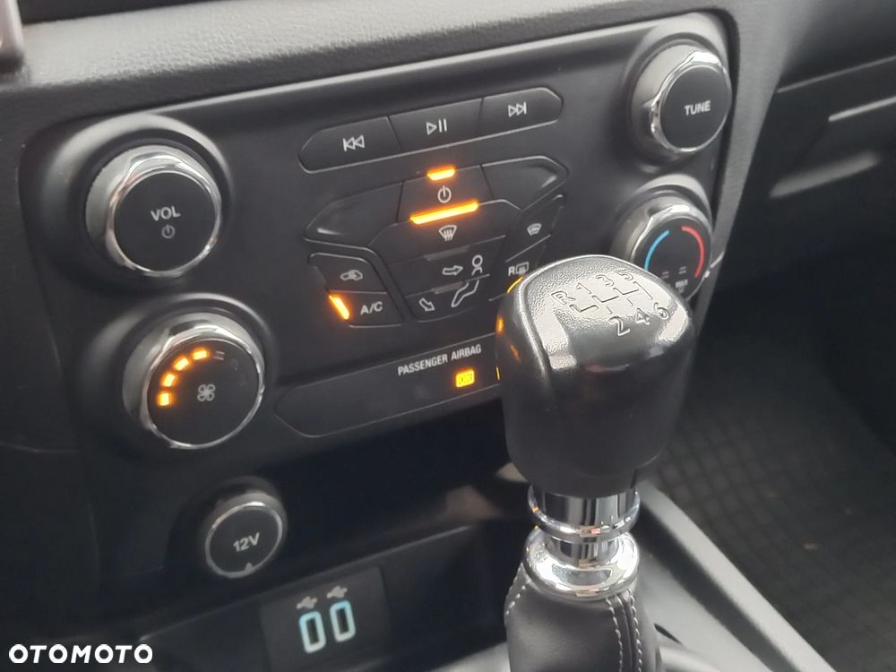 Ford Ranger 2.0 EcoBlue 4x4 DC XLT - 6