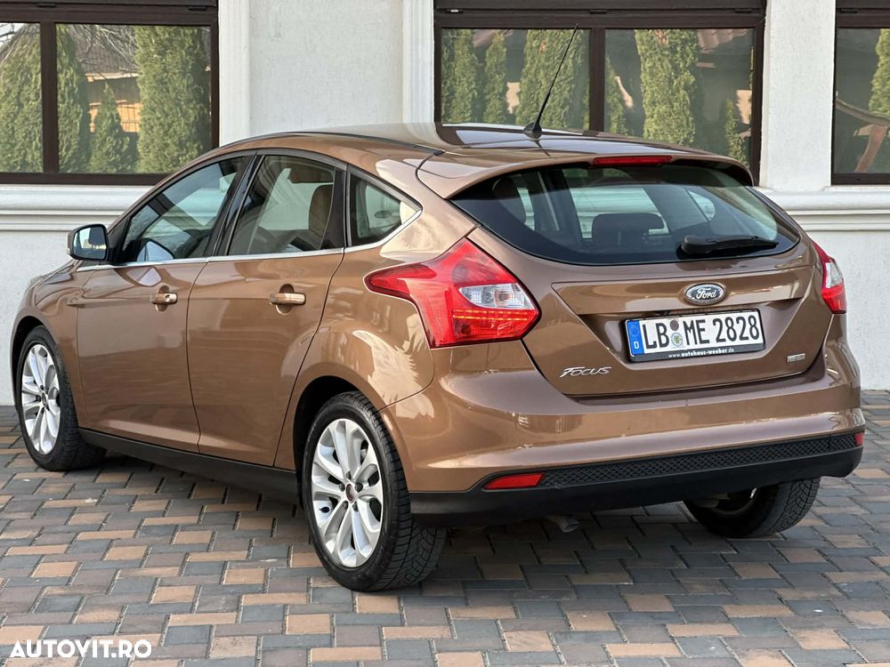 Ford Focus 1.6 TDCI ECOnetic 99g Start-Stopp-System Titanium - 4