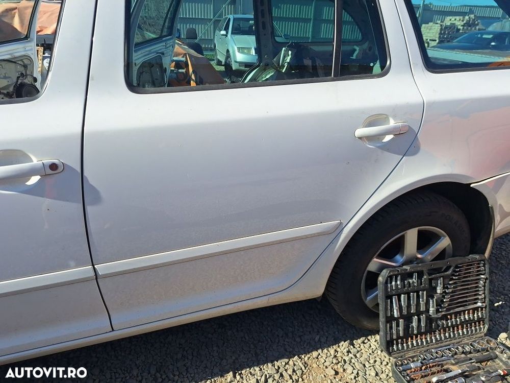 Usi usi Skoda Octavia 2 an 2005-2013 cod culoare 1026 albe - 4