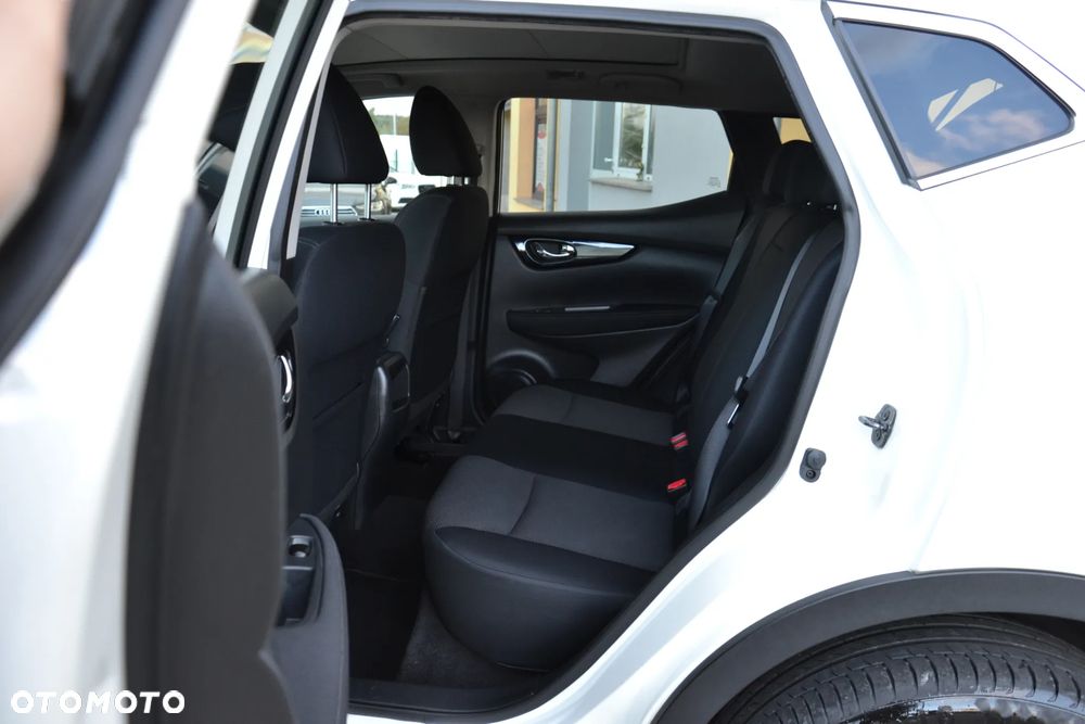 Nissan Qashqai 1.6 DIG-T 360 - 24