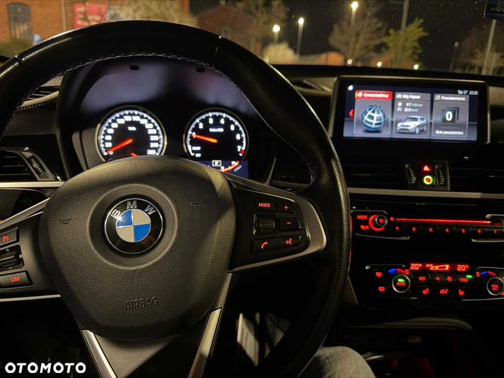 BMW X1 sDrive18i Sport Line - 15