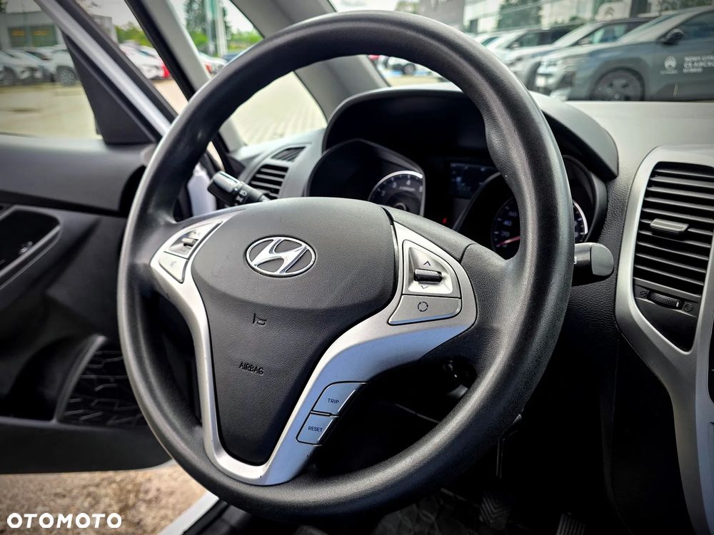 Hyundai ix20 1.4 BlueDrive Classic + - 12