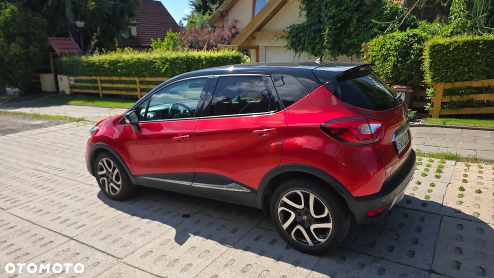 Renault Captur 1.2 TCe Helly Hansen EDC - 2