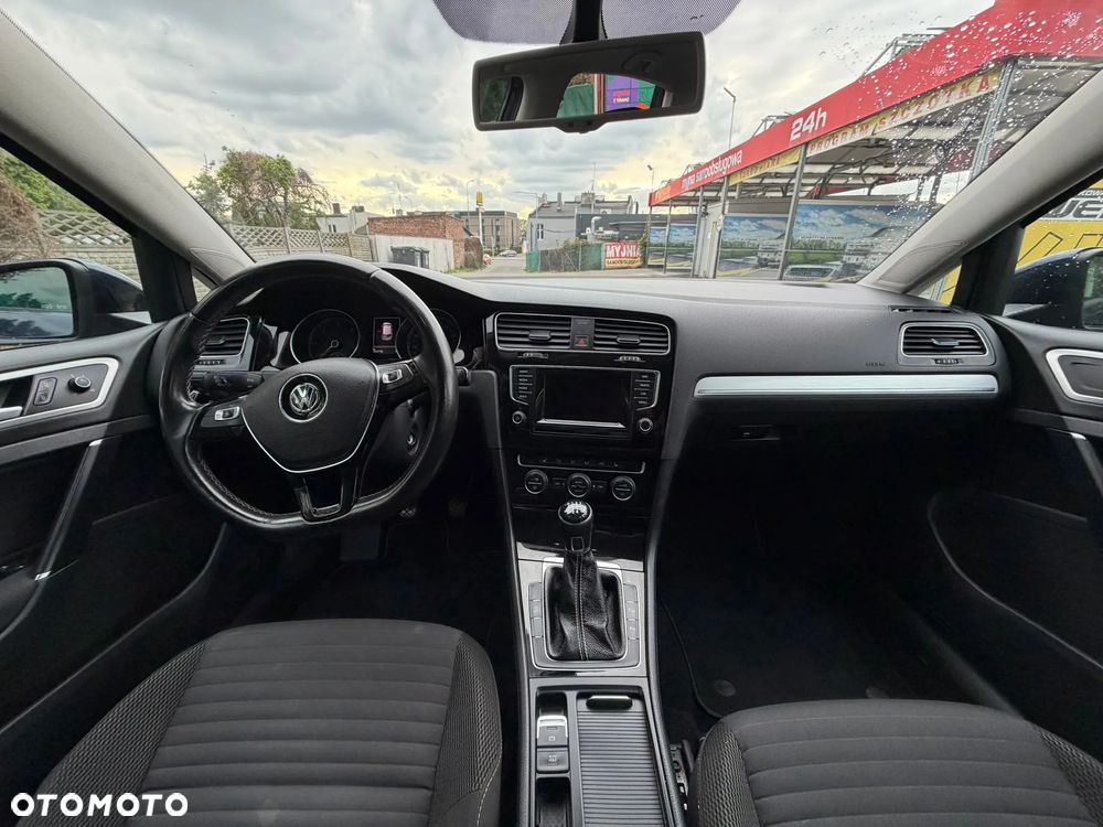 Volkswagen Golf 1.6 TDI BMT Comfortline - 8