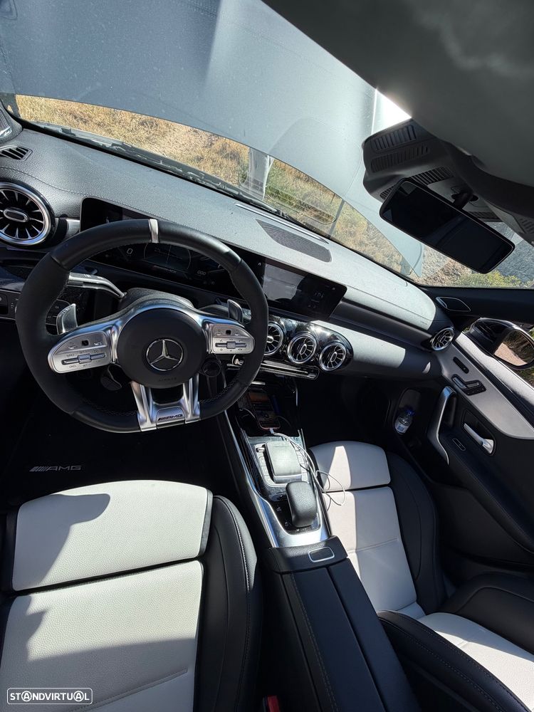 Mercedes-Benz CLA 35 AMG 4Matic - 13