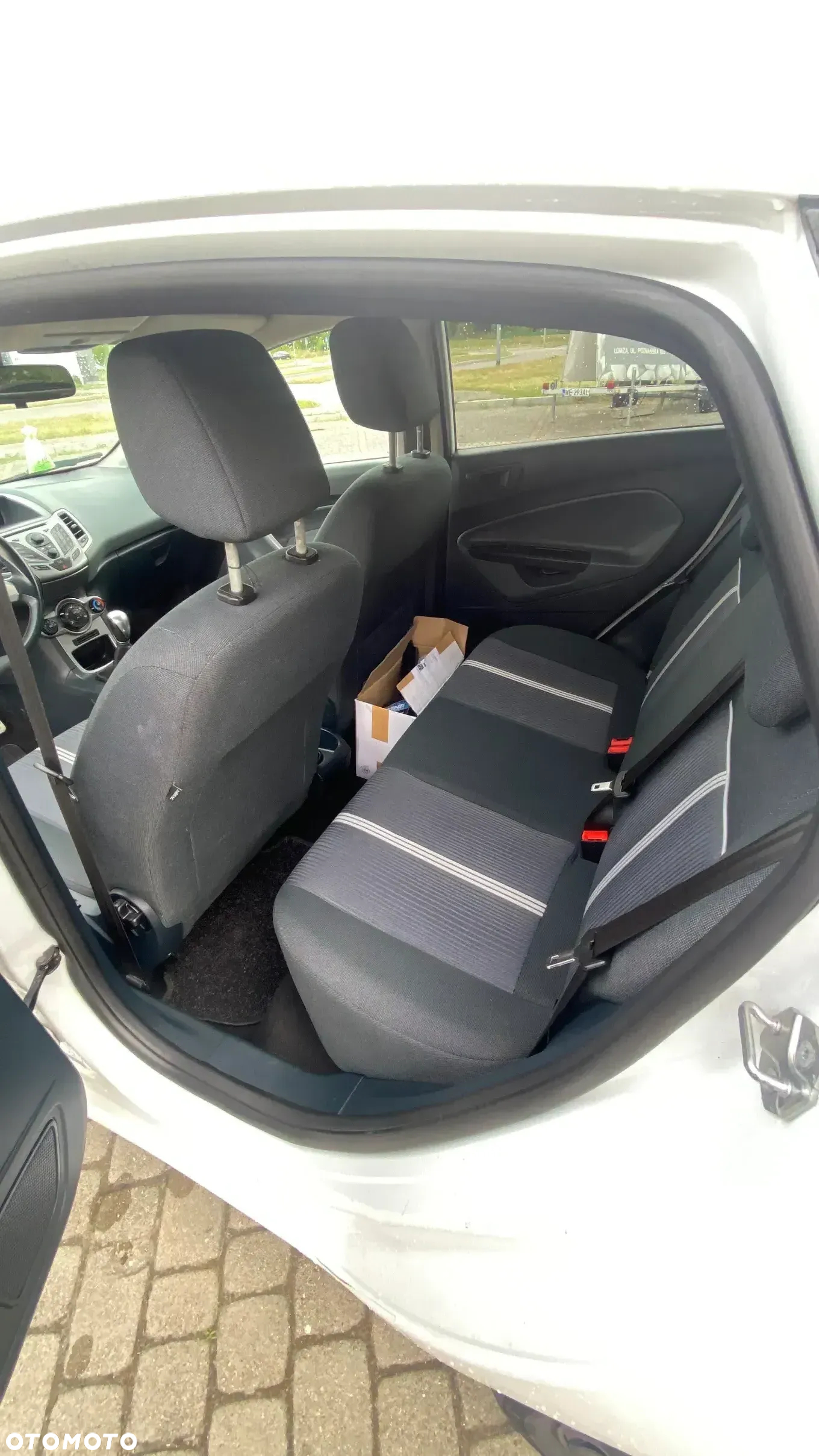 Ford Fiesta - 10