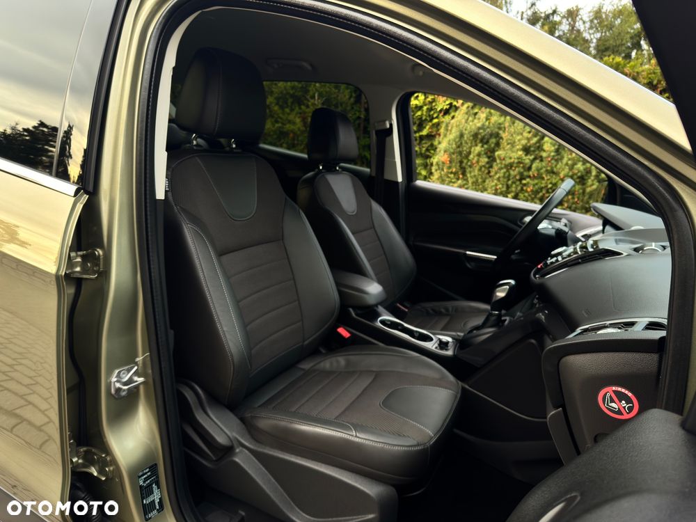 Ford Kuga 2.0 TDCi 4x4 Titanium - 11