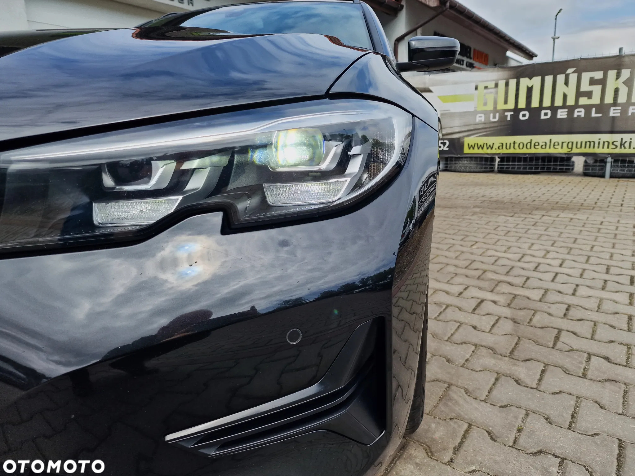 BMW Seria 3 330e PHEV - 13