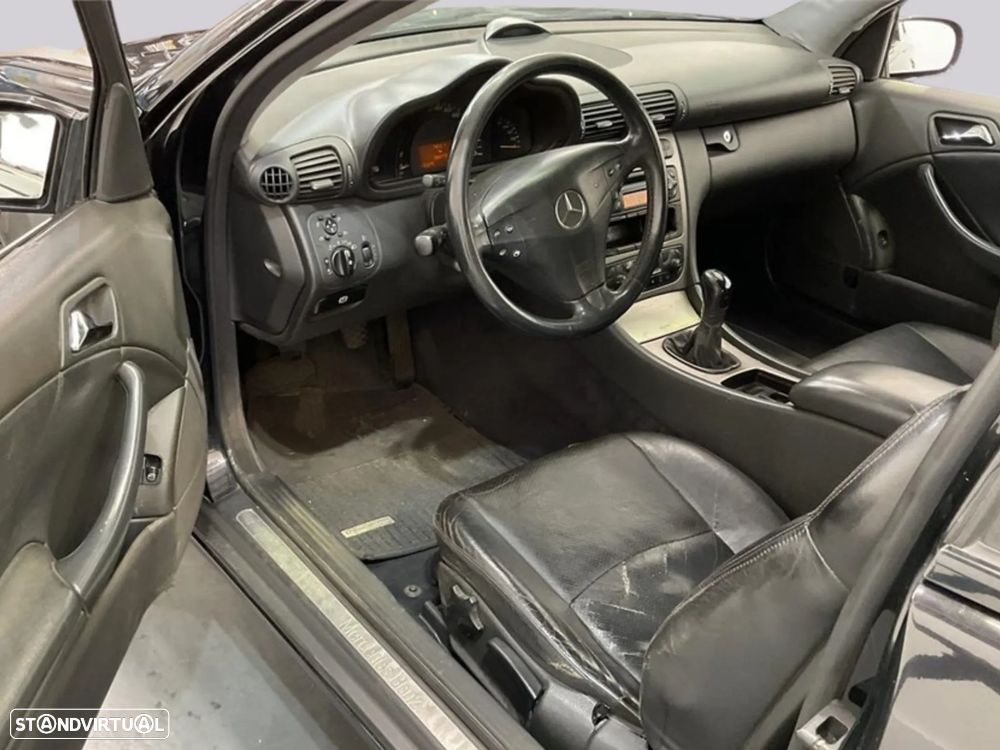 Mercedes-Benz C 220 CDI Sportcoupe - 4
