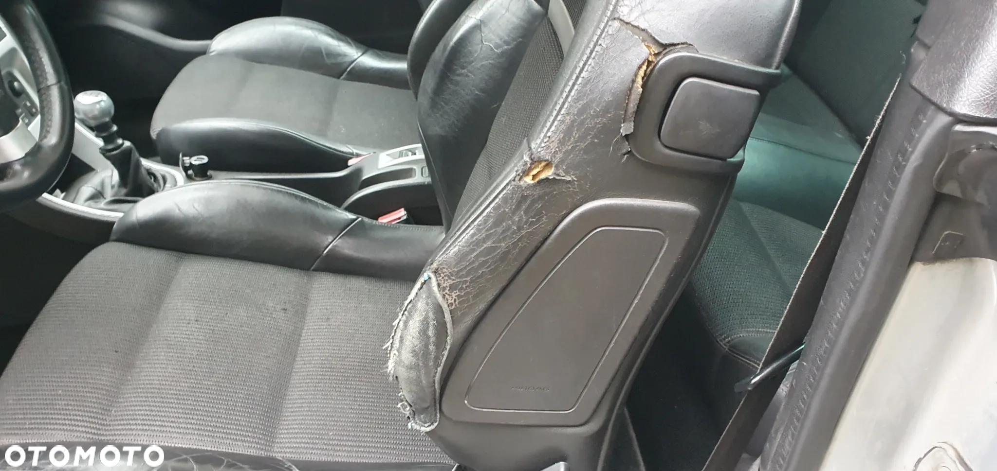Peugeot 307 CC 2.0 HDi Intense - 16