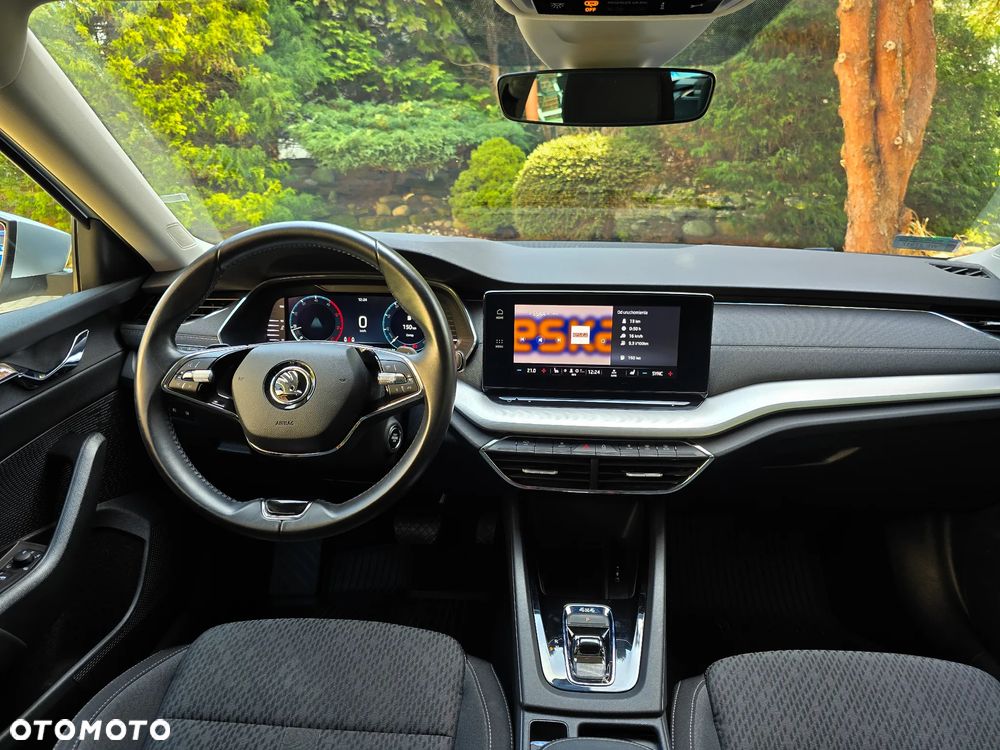 Skoda Octavia 2.0 TDI 4x4 Style DSG - 17