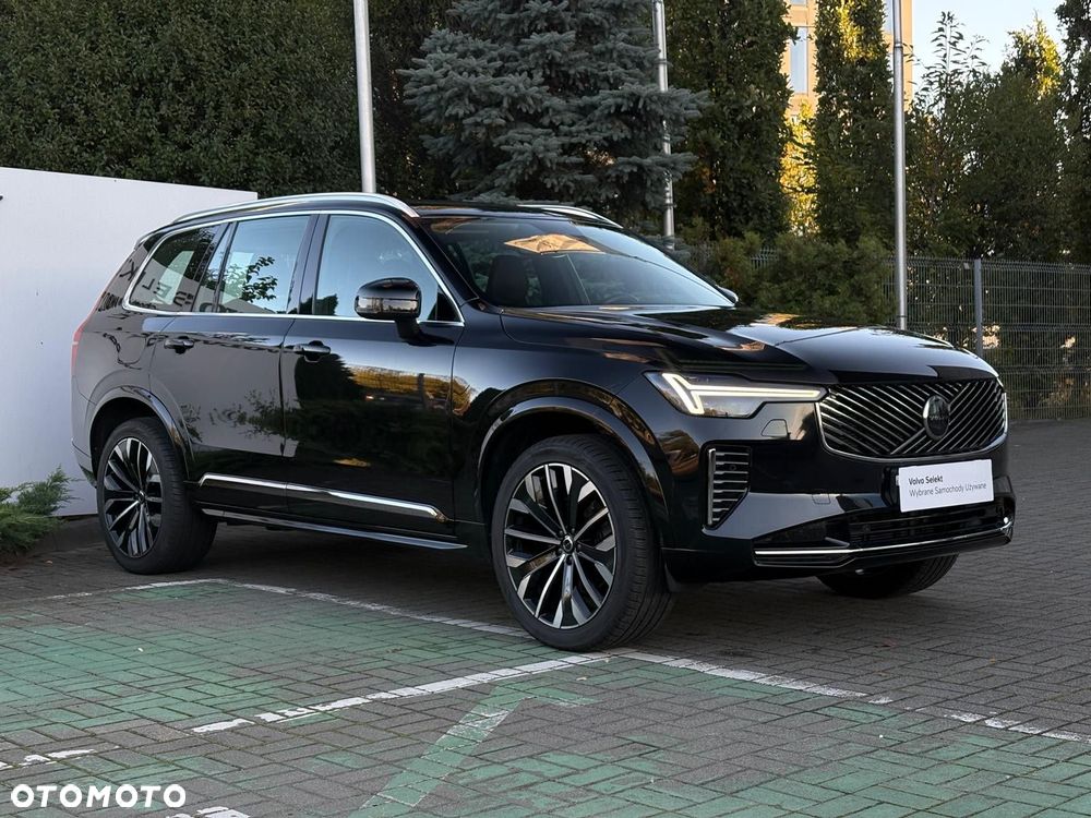 Volvo XC 90 - 9