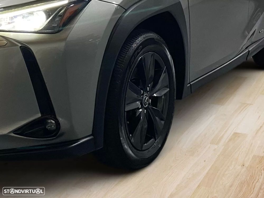 Lexus UX 250h Executive+ - 6