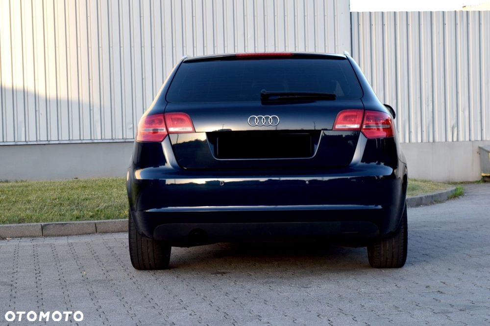 Audi A3 Sportback 1.6 S line Sportpaket plus - 10