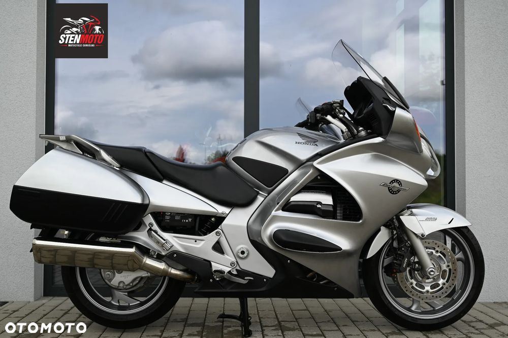 Honda ST - 2