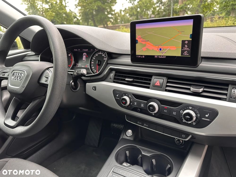 Audi A4 Avant 1.4 TFSI S tronic design - 35