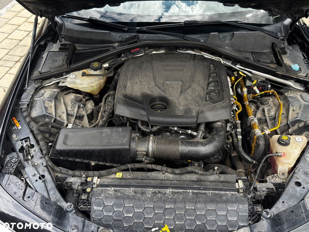 Alfa Romeo Giulia 2.0 Turbo 16V AT8-Q4 Ti - 15