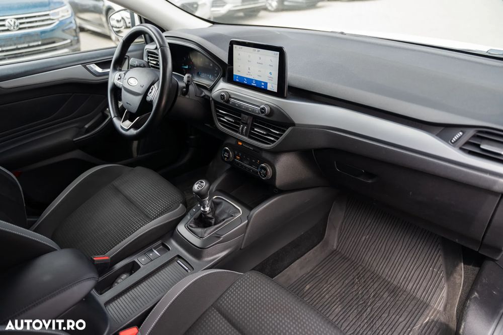 Ford Focus 1.5 TDCi Titanium - 8