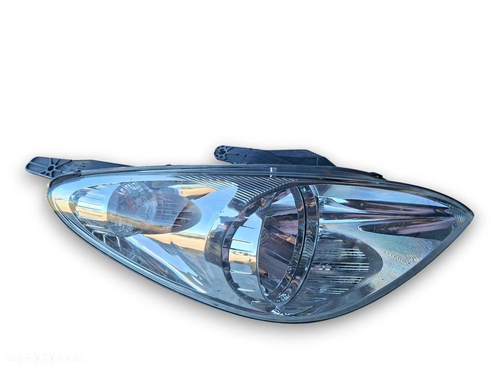 HYUNDAI I20 I 12r LAMPA PRAWY PRZÓD PRZEDNIA EUROPA - 1