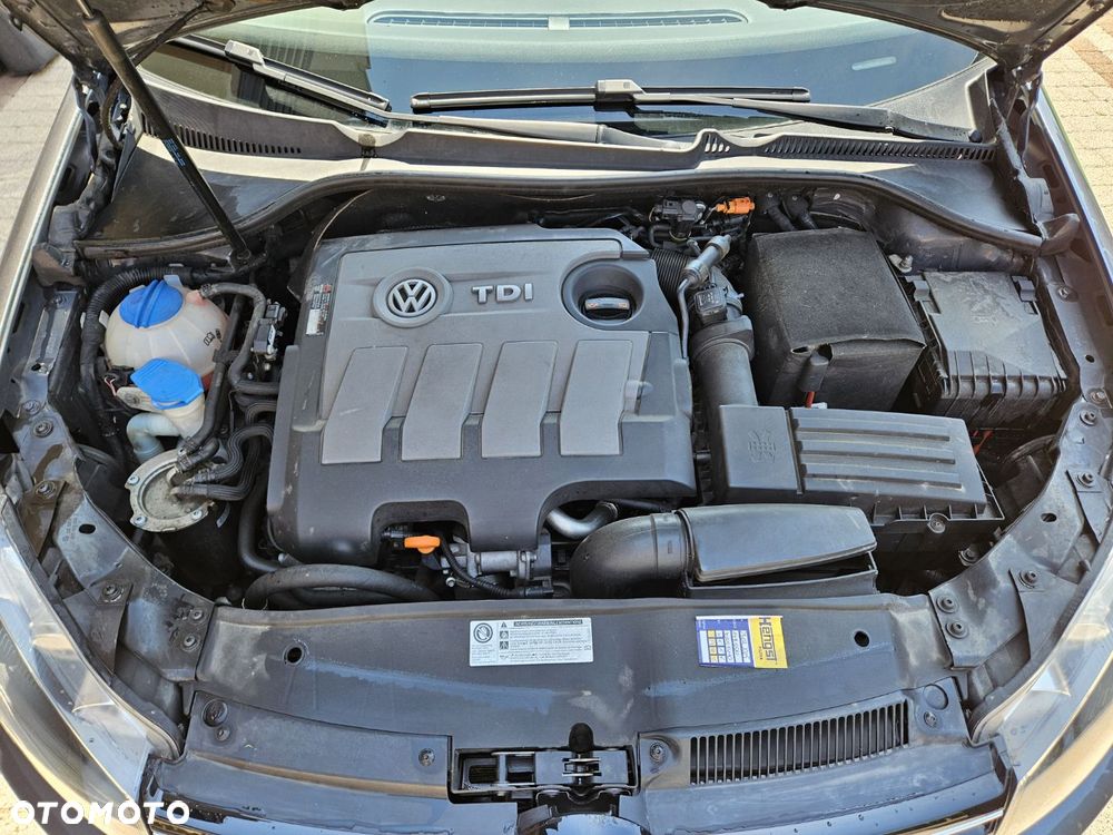 Volkswagen Golf 1.6 TDI Comfortline - 21