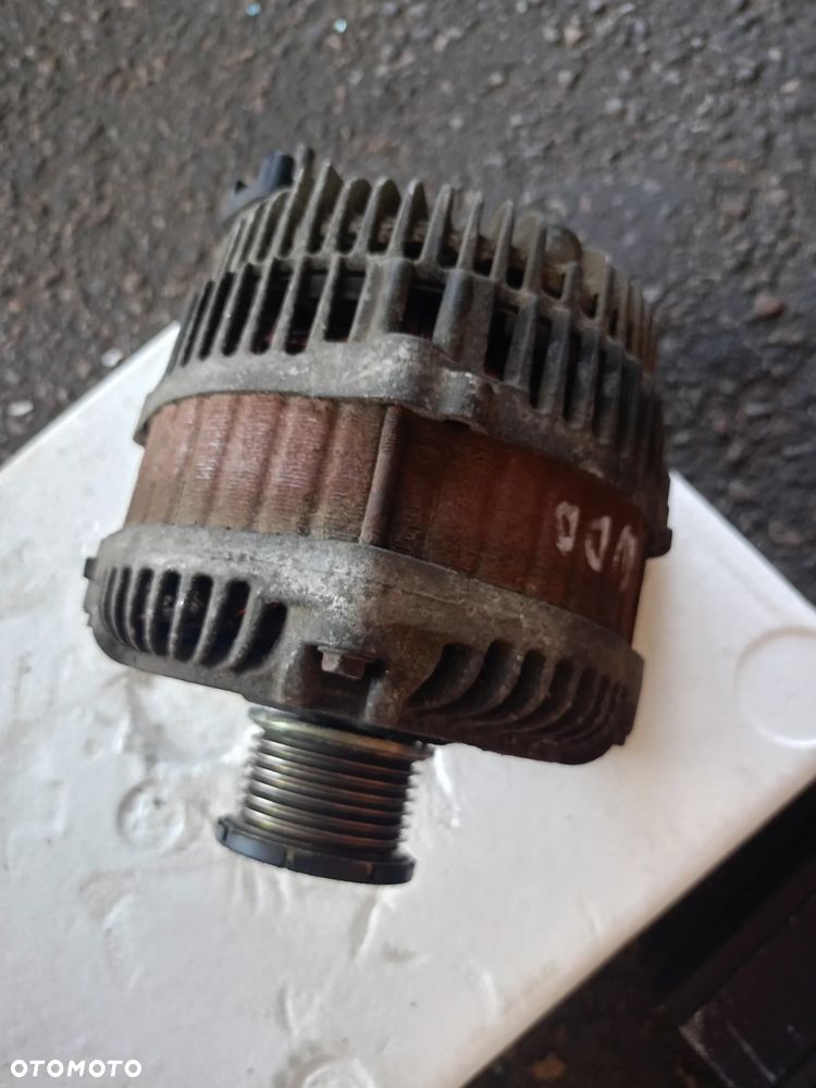 Alternator Laguna 3 2.0dci 7pk 8200654785 - 1