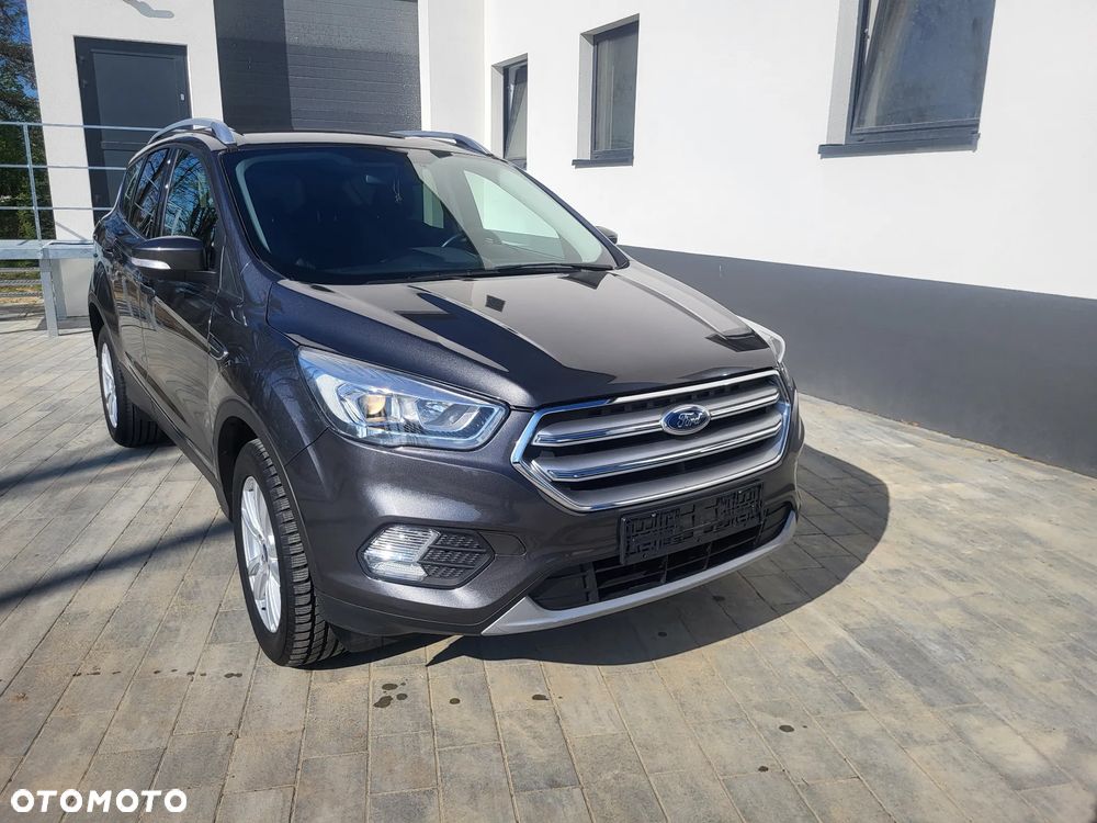 Ford Kuga 1.5 EcoBoost 2x4 Trend - 1