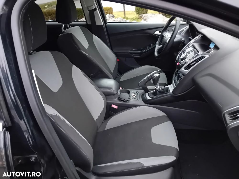 Ford Focus 1.6 EcoBoost Start Stop Titanium - 9