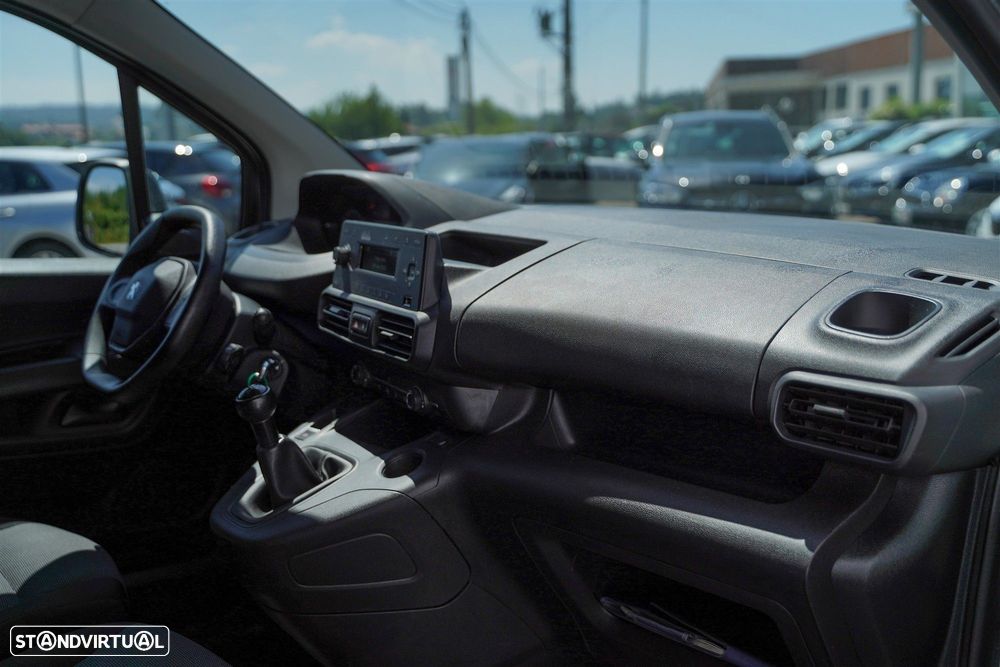Peugeot Partner 1.5 BlueHDi Premium Longa - 23