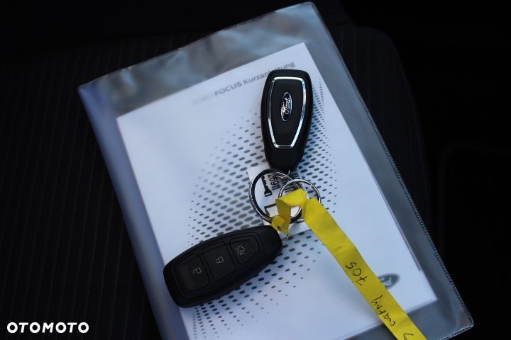 Ford Focus 1.0 EcoBoost mHEV Active X - 37