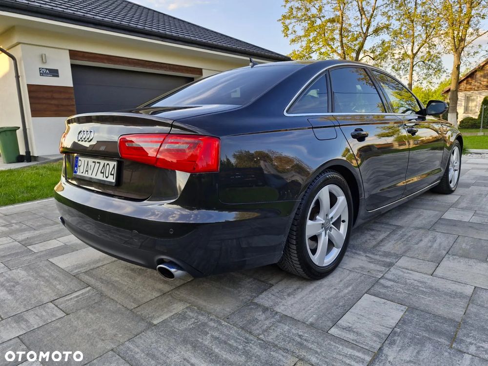 Audi A6 - 6