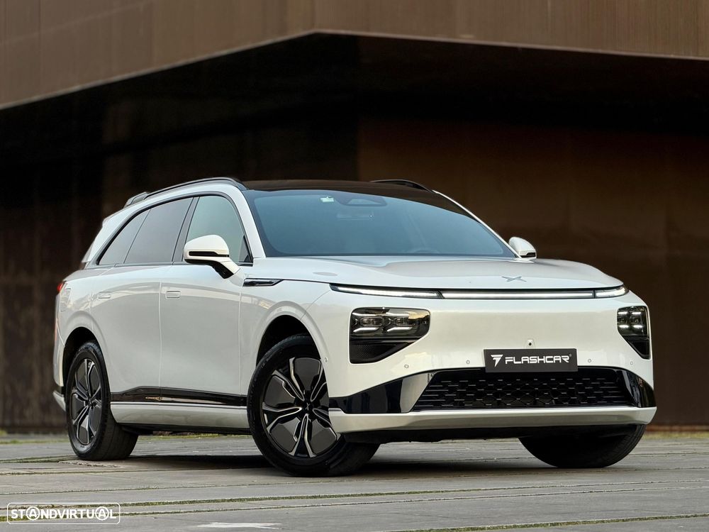 Xpeng G9 98 kWh Long Range - 27