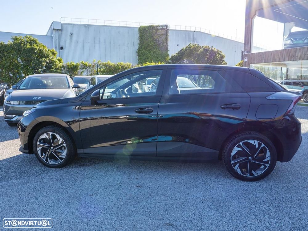 MG MG4 51 kWh Standard - 8