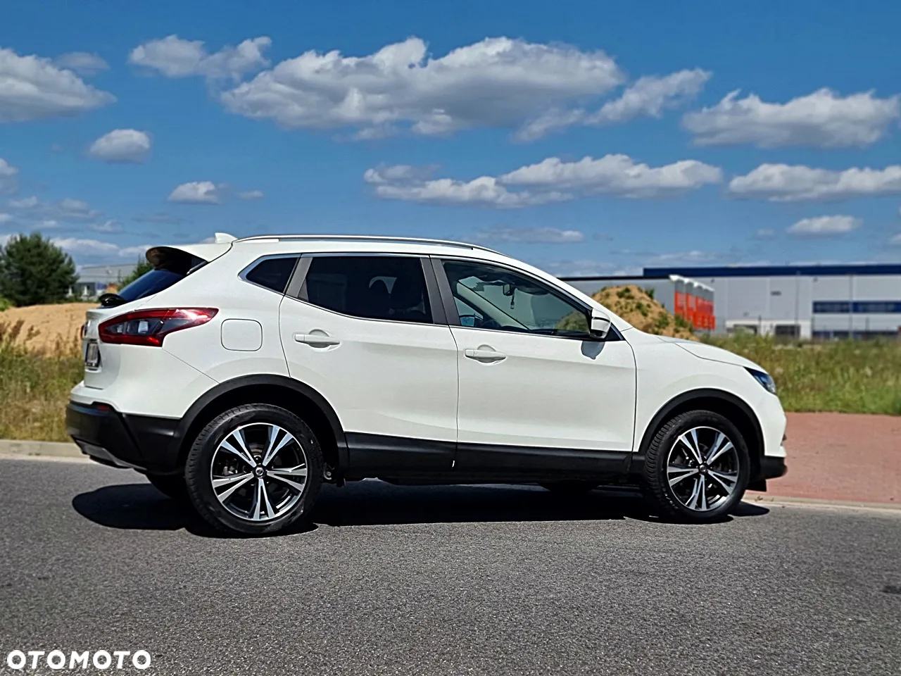 Nissan Qashqai - 4