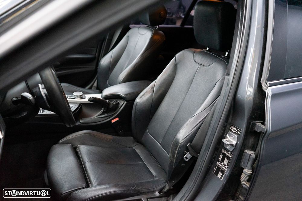 BMW 320 d Touring Auto Pack M - 5