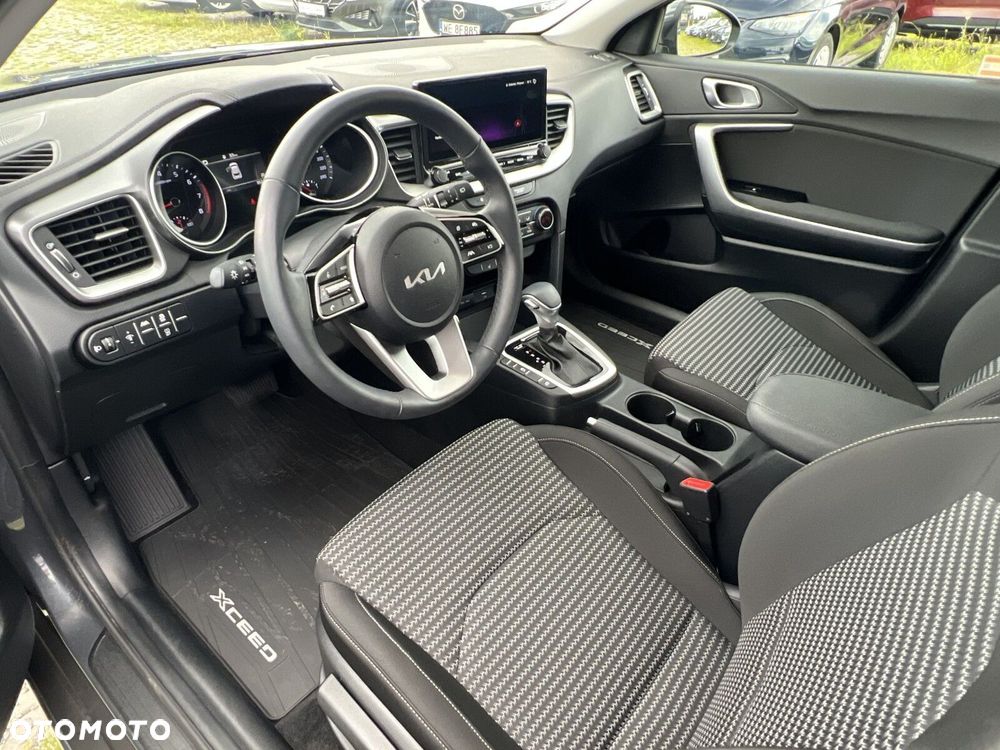 Kia XCeed 1.6 T-GDI M DCT - 11