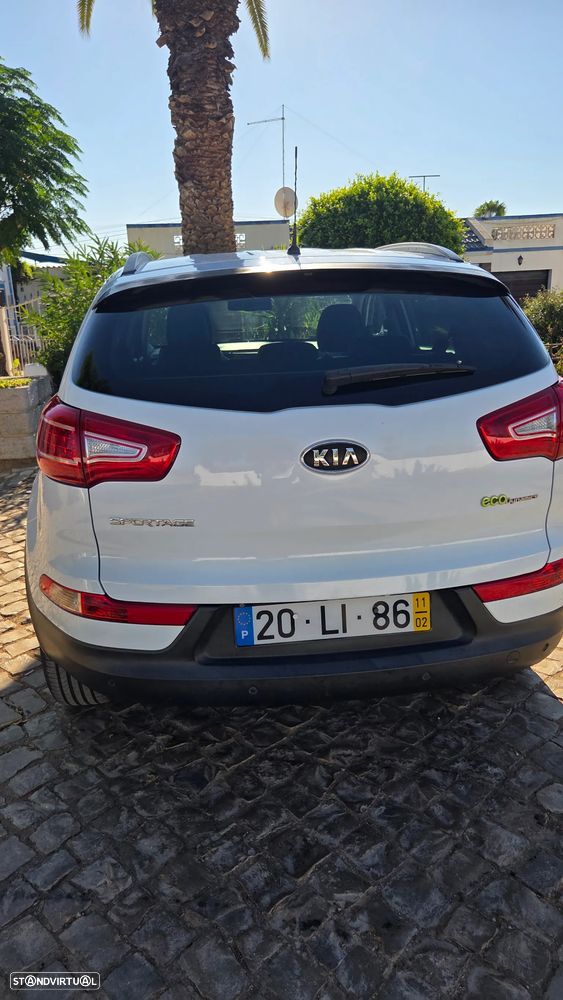 Kia Sportage - 2