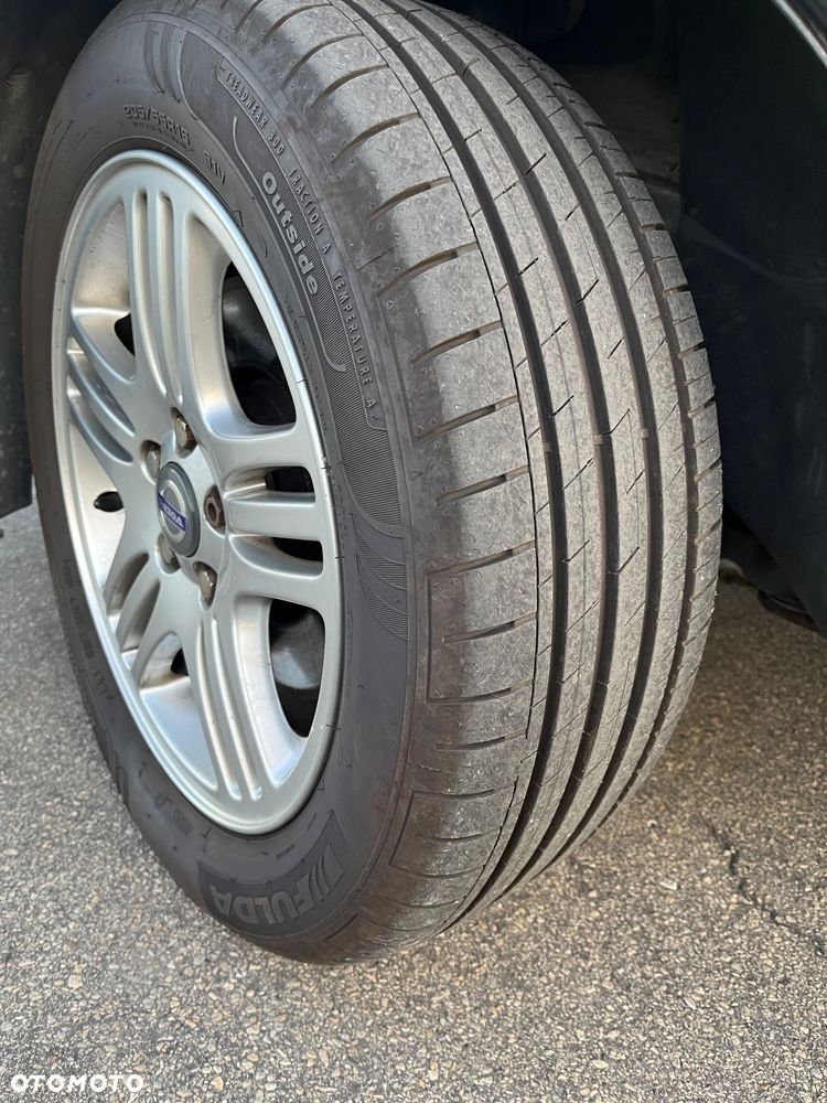 Volvo S60 2.4D Rubin - 37